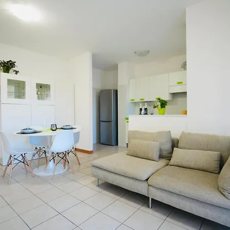 Central House Near The Airport And Beach Fiumicino Exterior photo