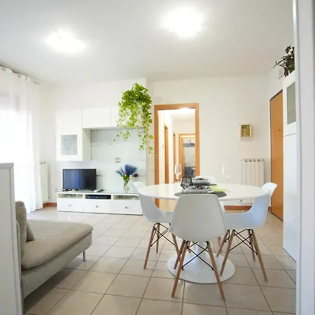 Central House Near The Airport And Beach Fiumicino Exterior photo