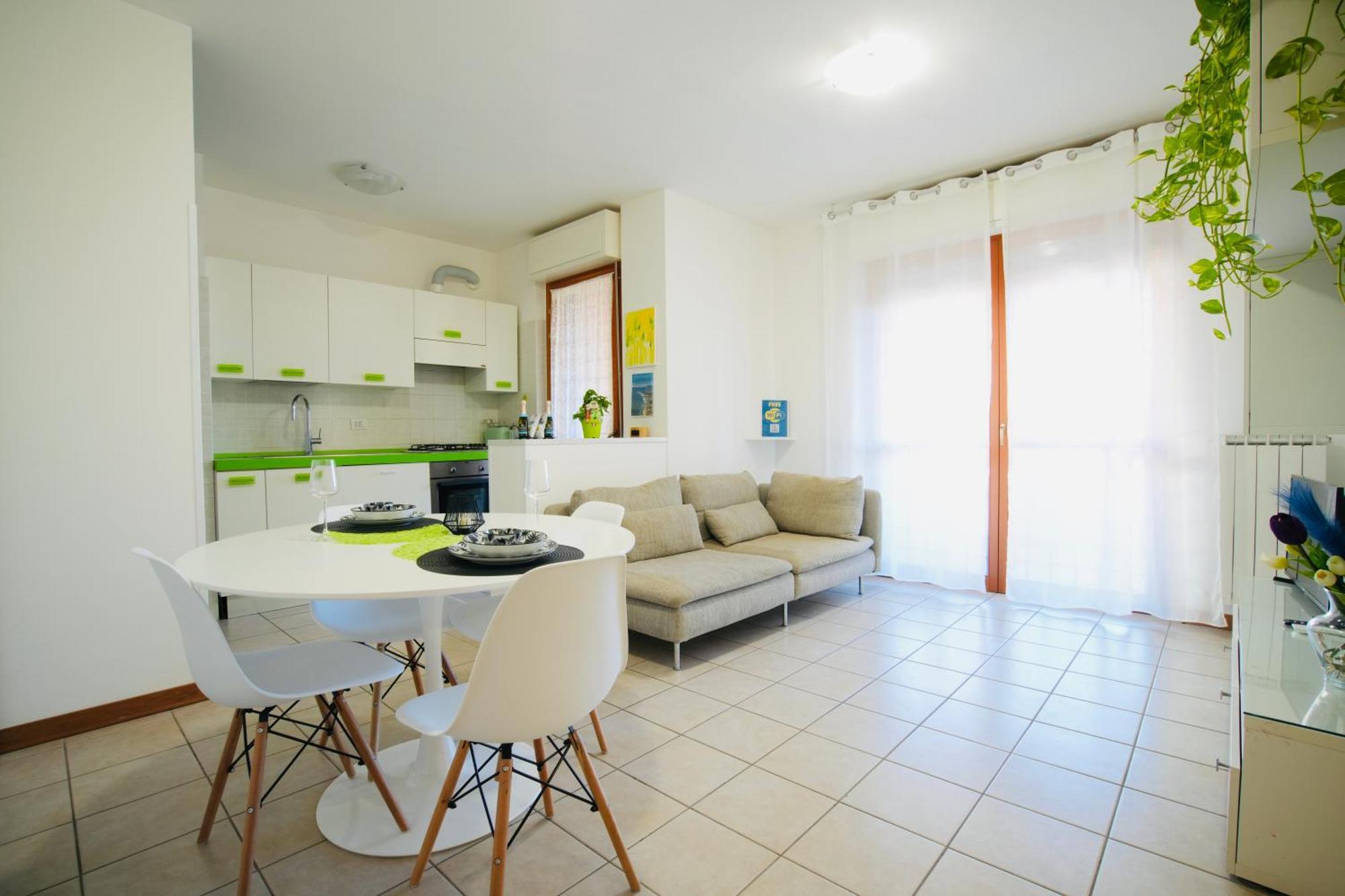 House Near The Airport And Apartment Fiumicino